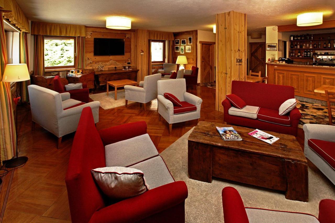 Hotel Biancaneve Саузе-д'Ульс Экстерьер фото